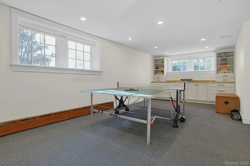 369 Evandale Road Scarsdale NY 10583