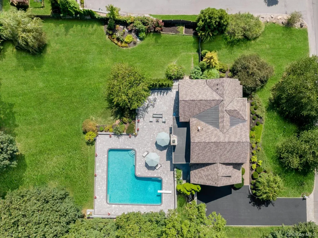 369 Evandale Road Scarsdale NY 10583