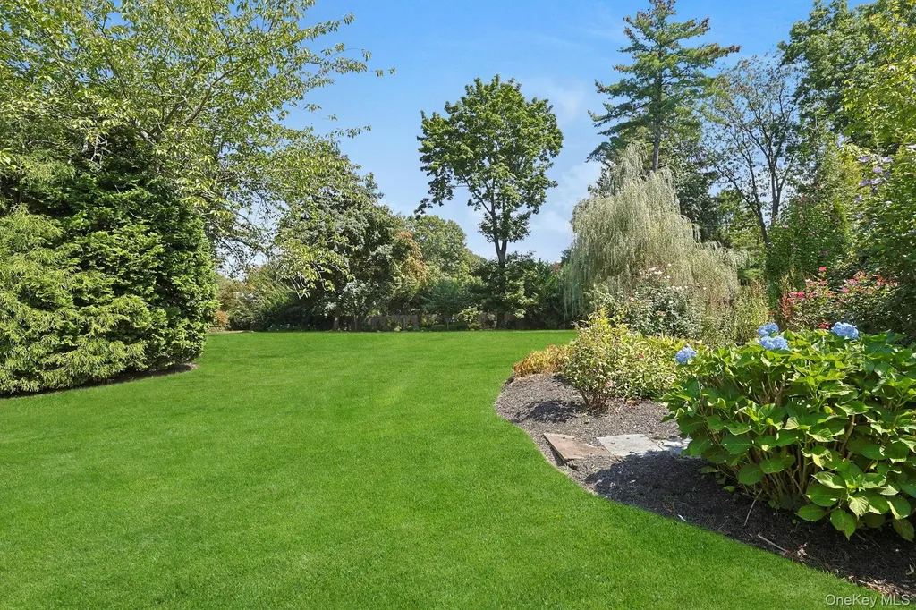 369 Evandale Road Scarsdale NY 10583
