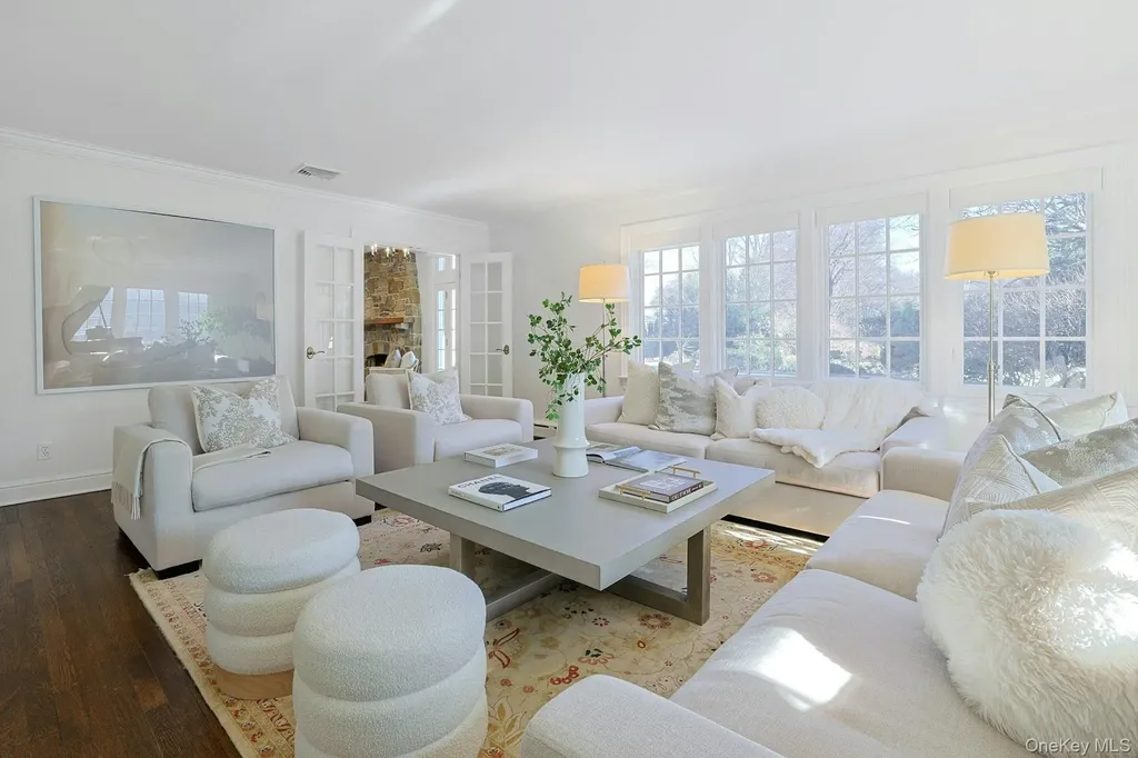 369 Evandale Road Scarsdale NY 10583