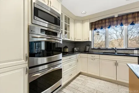 29 Captain Theale Road Bedford NY 10506