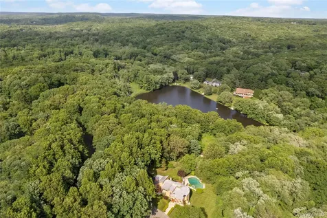 29 Captain Theale Road Bedford NY 10506