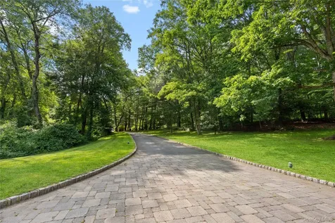 29 Captain Theale Road Bedford NY 10506