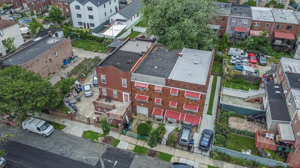 2939 Colden Avenue Bronx NY 10469