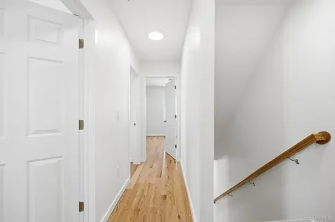 113 Woodland Avenue New Rochelle NY 10805