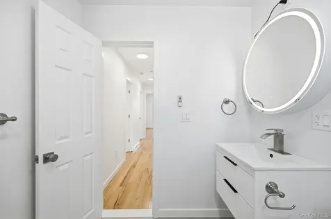 113 Woodland Avenue New Rochelle NY 10805