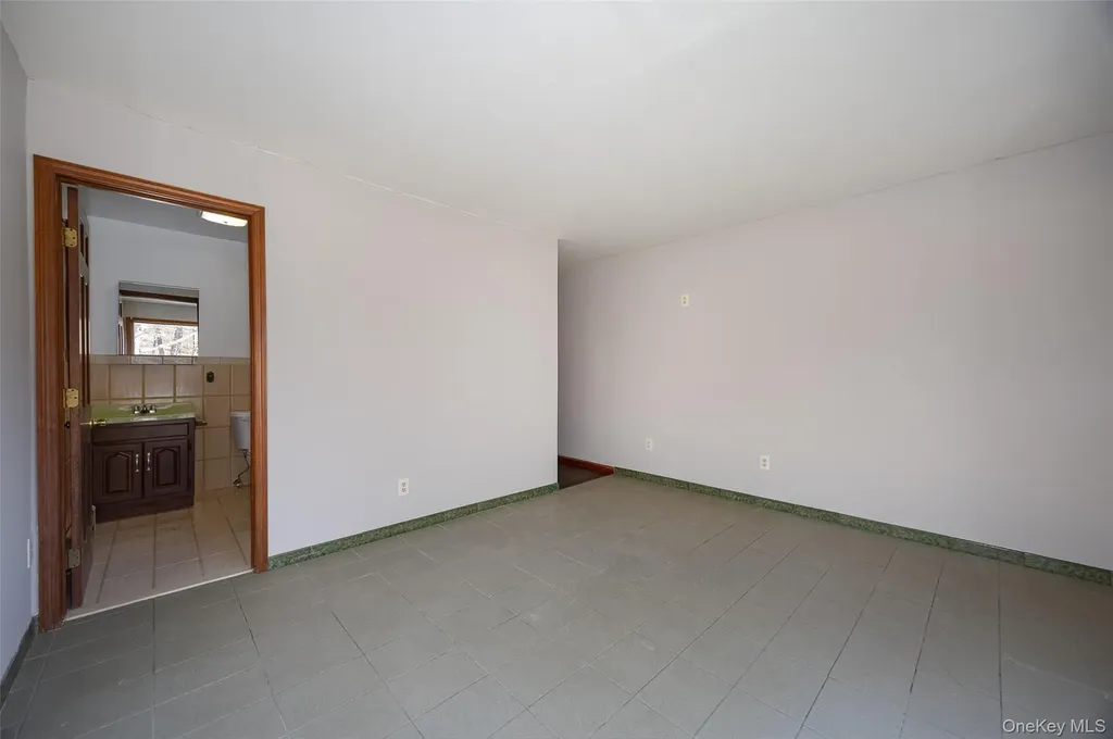 123 Brush Hill Road Millbrook NY 12545
