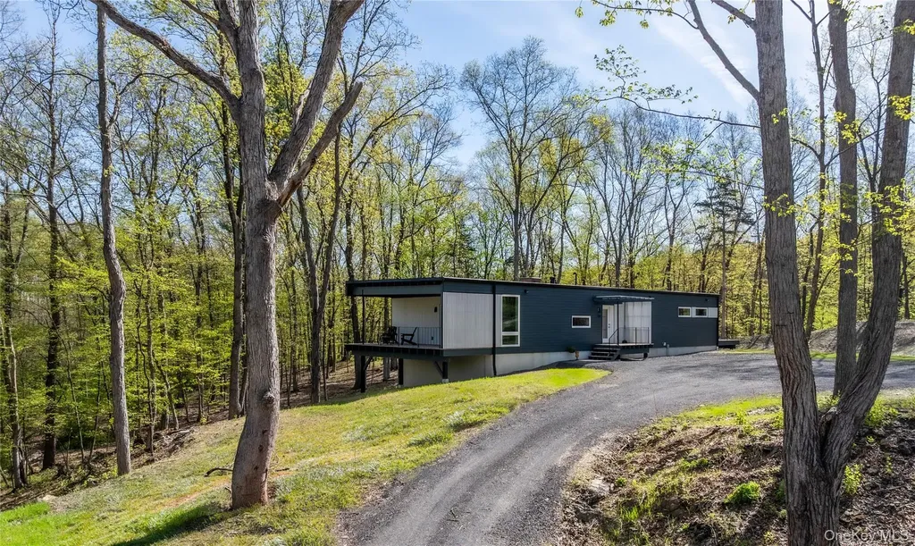 120 Cauterskill Avenue Catskill NY 12414