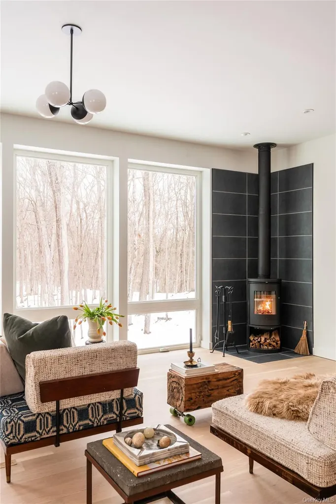 120 Cauterskill Avenue Catskill NY 12414