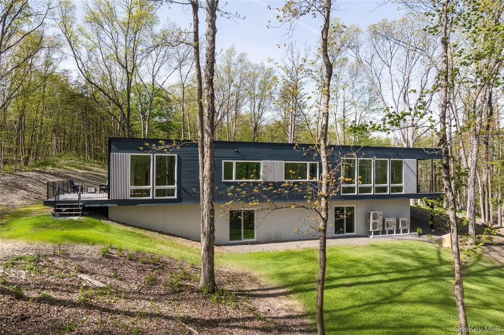 120 Cauterskill Avenue Catskill NY 12414