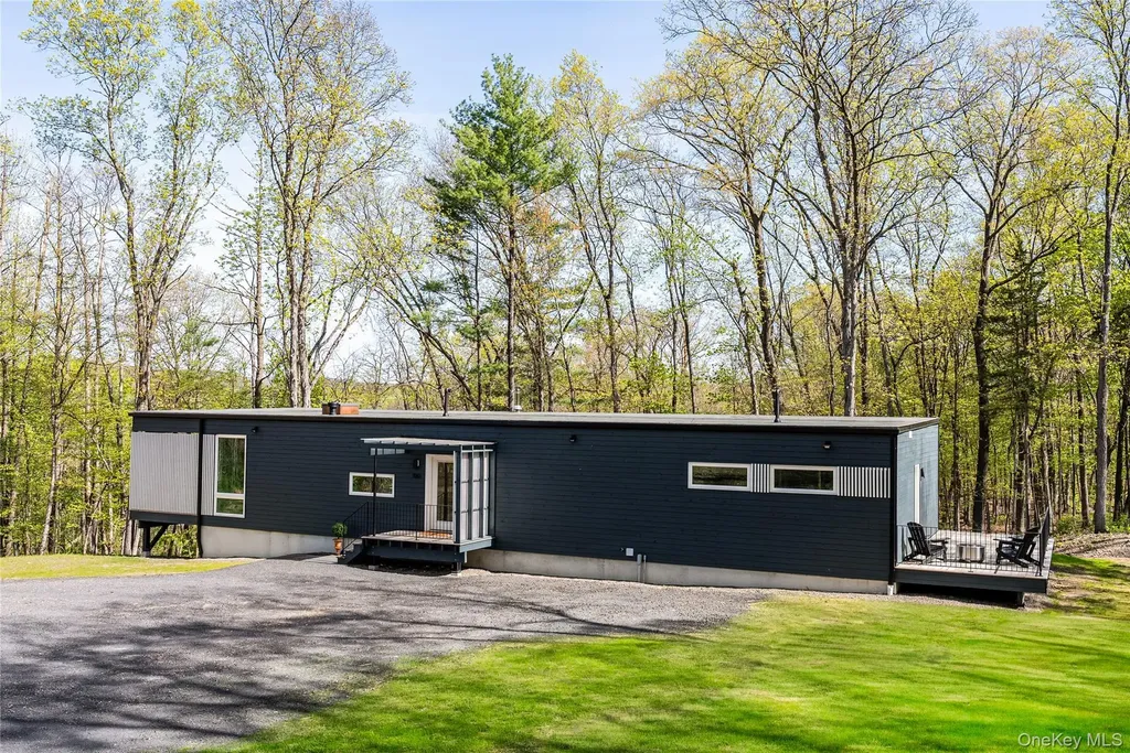 120 Cauterskill Avenue Catskill NY 12414