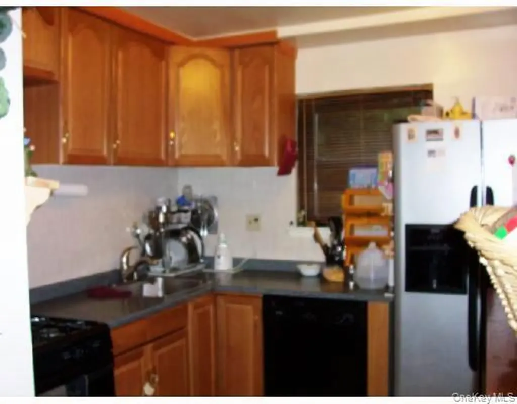 17 Sneden Place W Spring Valley NY 10977