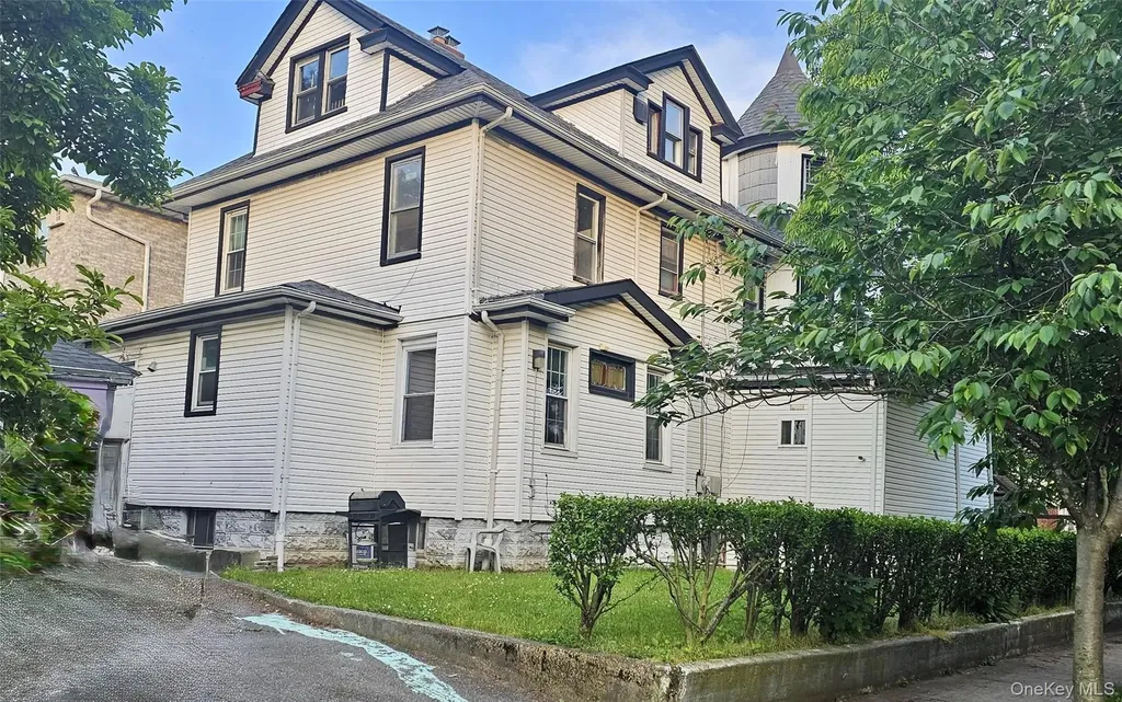 15101 85th Drive Jamaica NY 11432