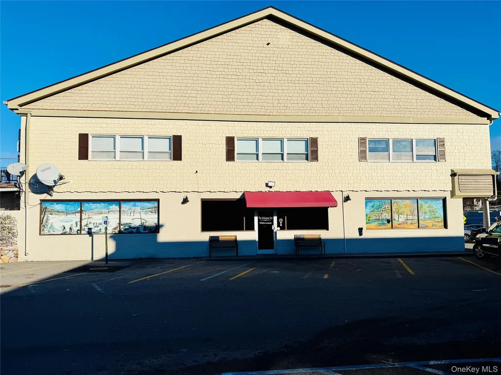110 Wayacross Road Mahopac NY 10541