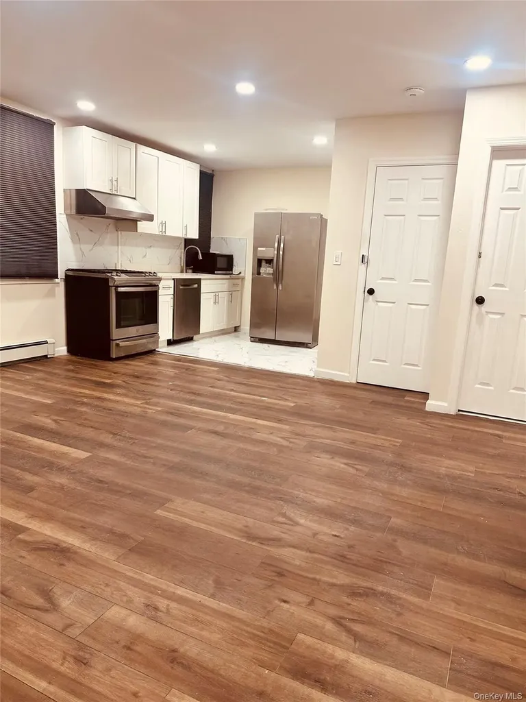 2819 Coddington Avenue Bronx NY 10461