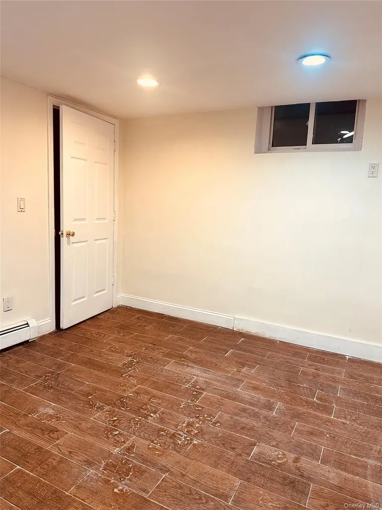 2819 Coddington Avenue Bronx NY 10461