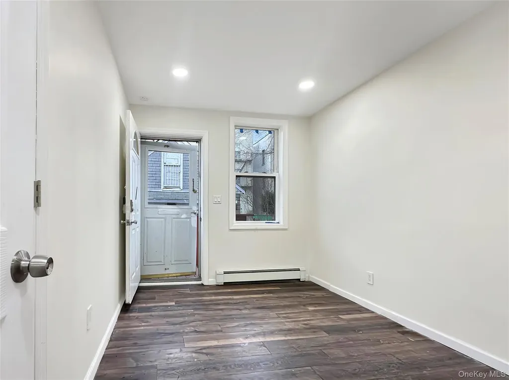 2819 Coddington Avenue Bronx NY 10461