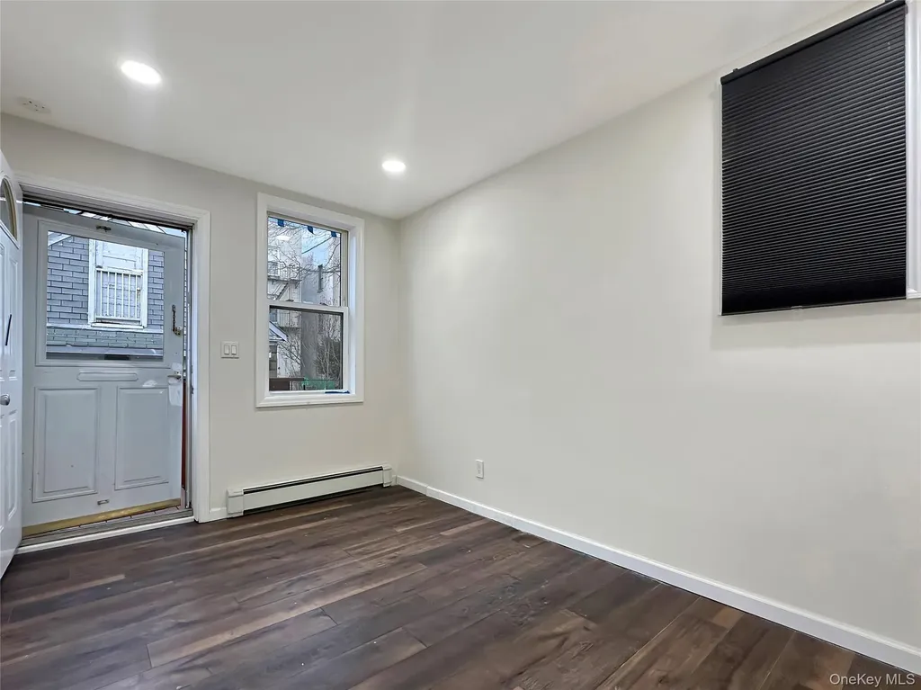 2819 Coddington Avenue Bronx NY 10461