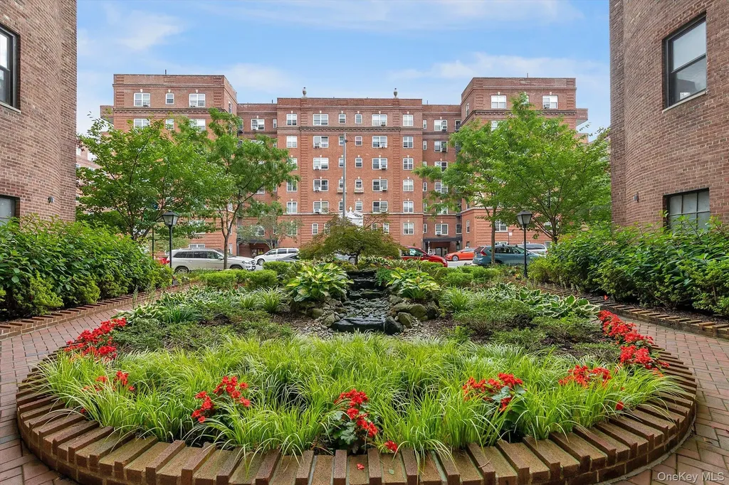 69-10 Yellowstone Boulevard Forest Hills NY 11375
