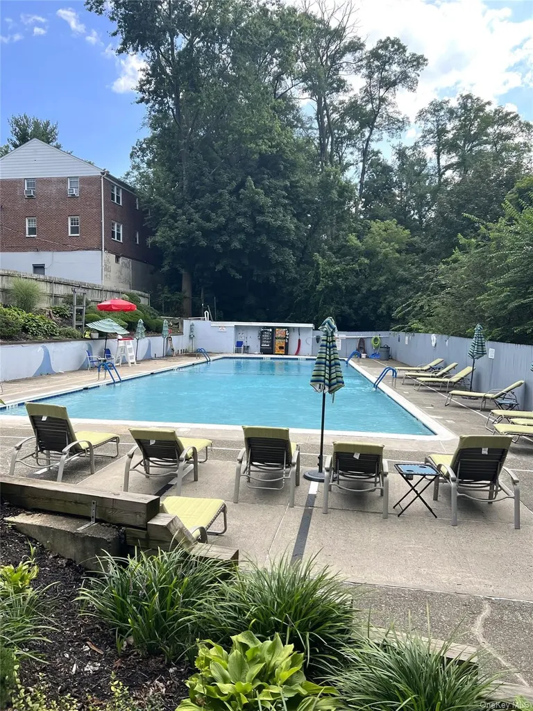 62 Underhill Avenue West Harrison NY 10604