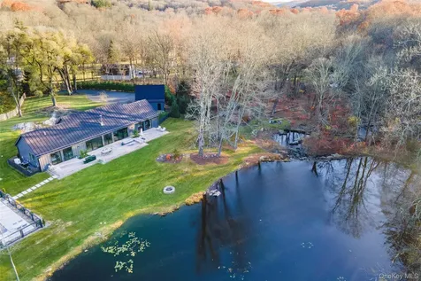 67 Dean Road Stormville NY 12582