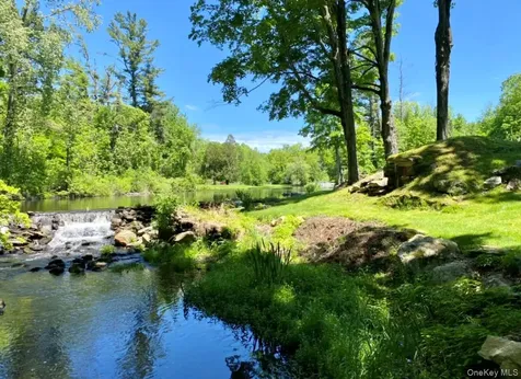 67 Dean Road Stormville NY 12582