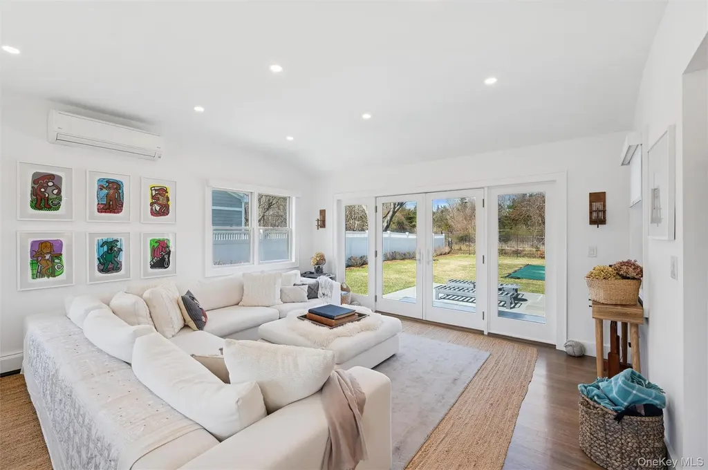 580 Gin Lane Southold NY 11971