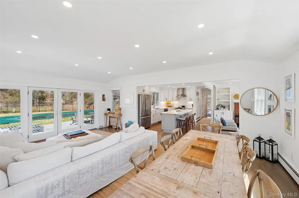 580 Gin Lane Southold NY 11971