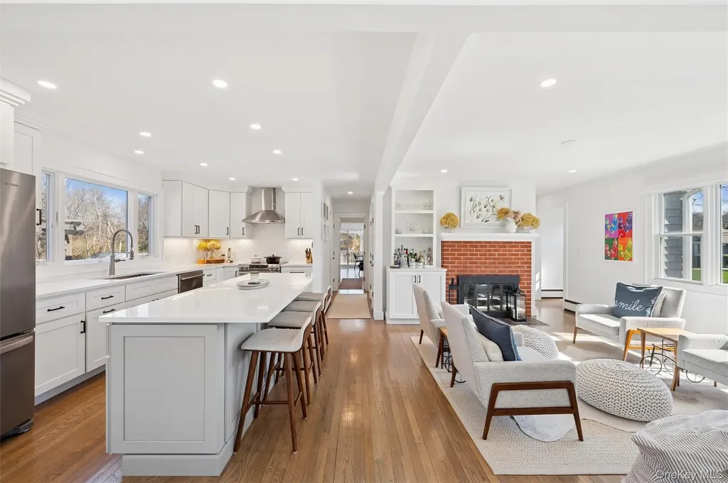 580 Gin Lane Southold NY 11971