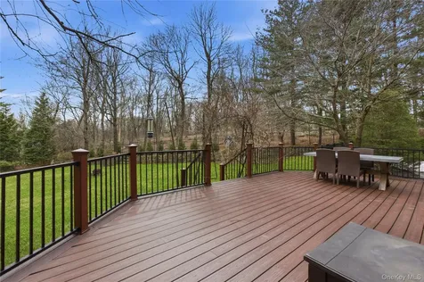 199 Hirst Road Briarcliff Manor NY 10510