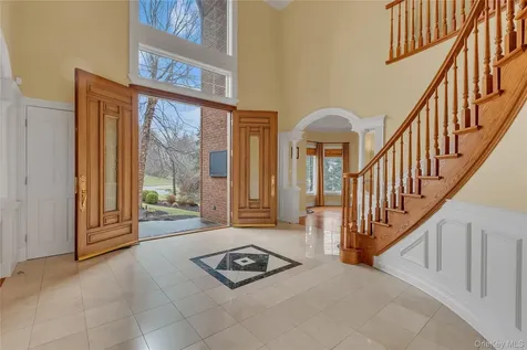 199 Hirst Road Briarcliff Manor NY 10510