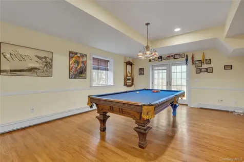 199 Hirst Road Briarcliff Manor NY 10510