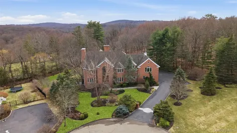 199 Hirst Road Briarcliff Manor NY 10510