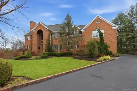 199 Hirst Road Briarcliff Manor NY 10510