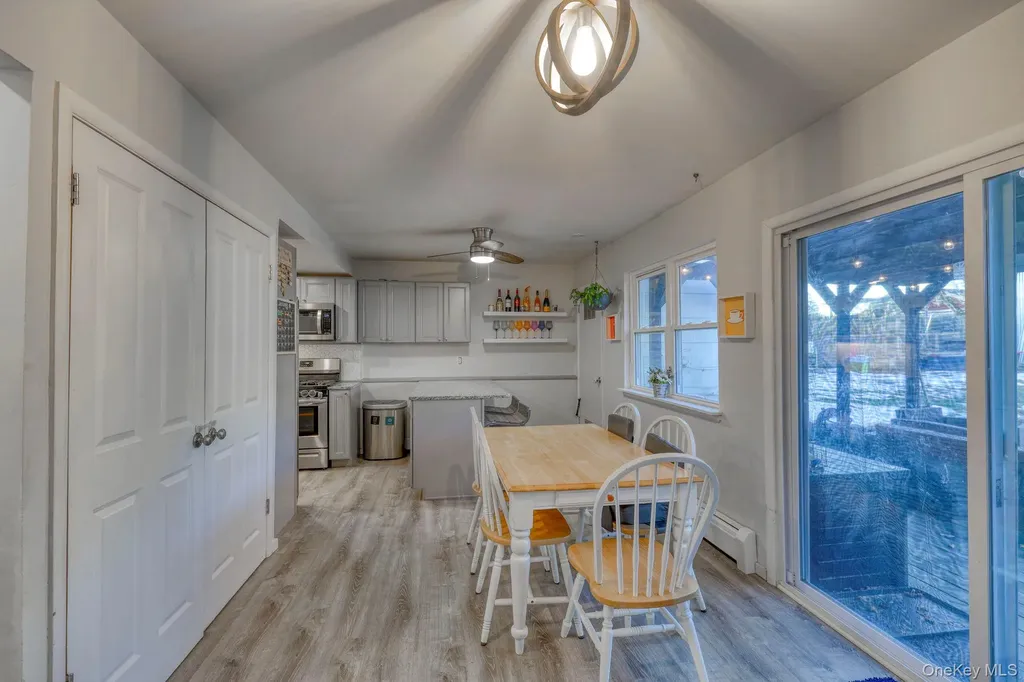 22 Red Barn Lane Middletown NY 10940