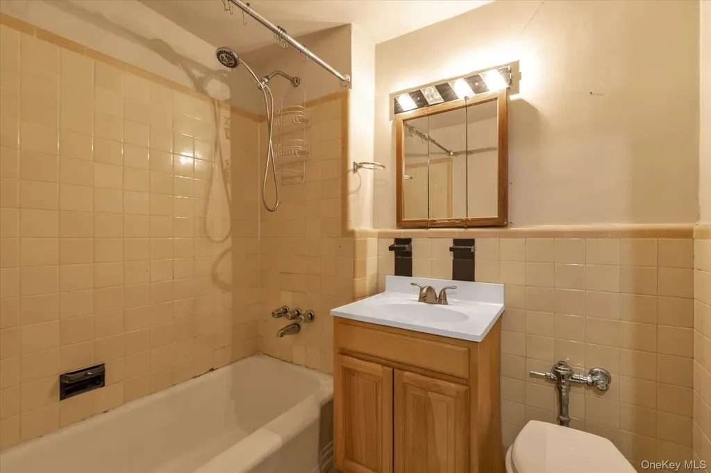 621 Avenue Y Brooklyn NY 11235