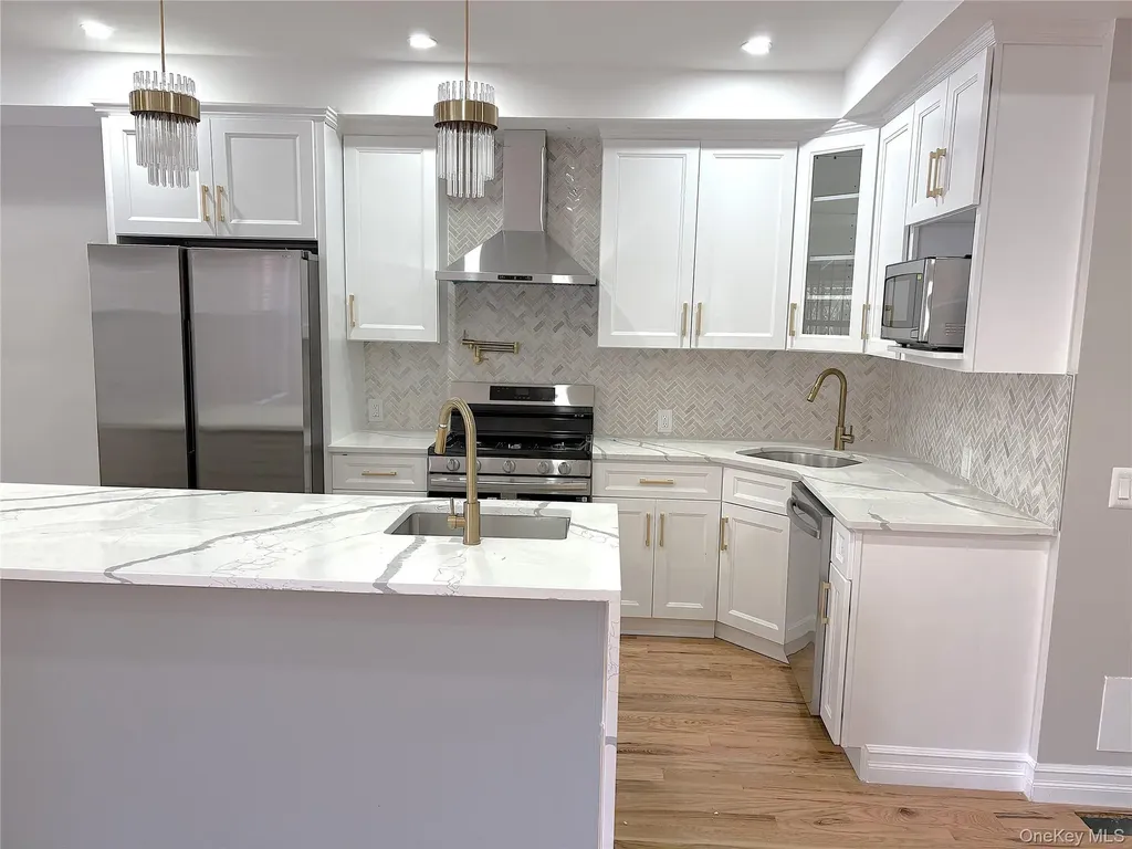 26 E 55th Street Brooklyn NY 11203