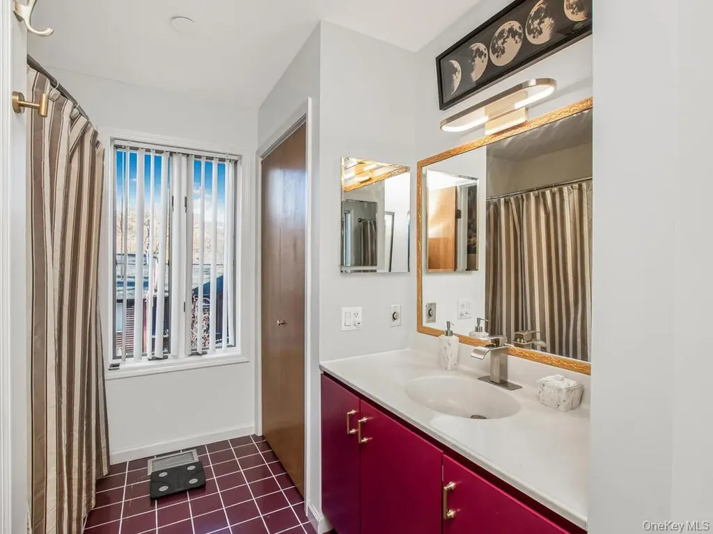 8 Davids Lane Ossining NY 10562