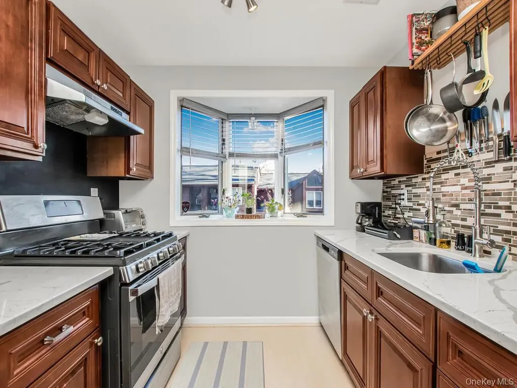 8 Davids Lane Ossining NY 10562