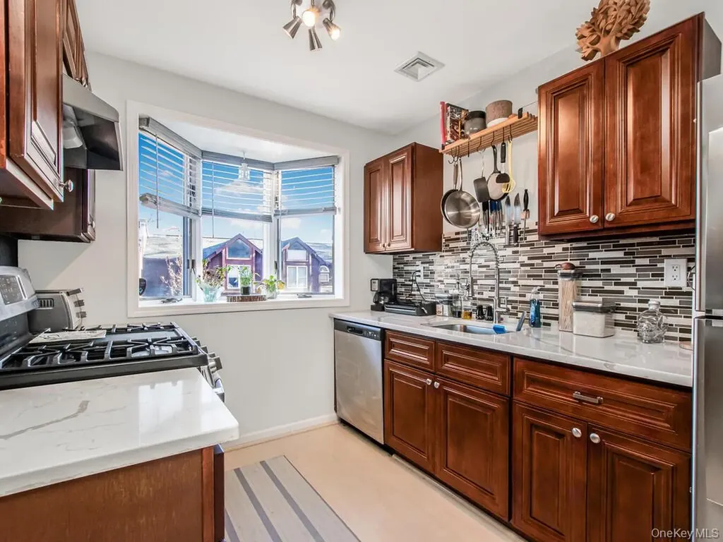 8 Davids Lane Ossining NY 10562