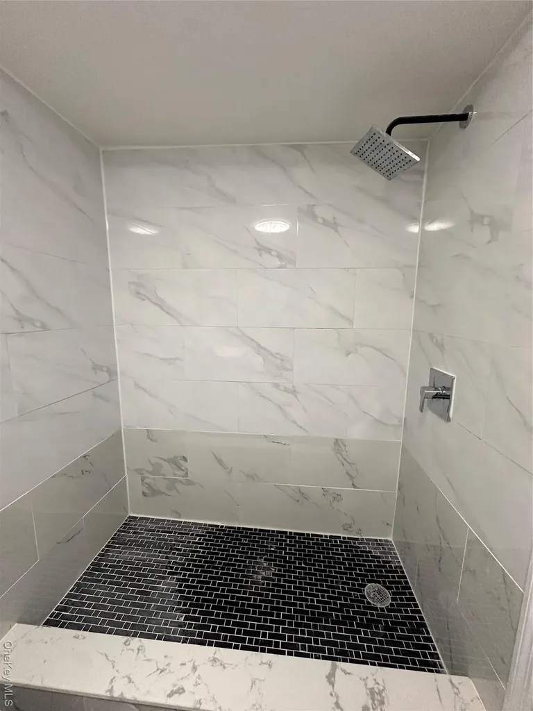 6063 54th Street Maspeth NY 11378