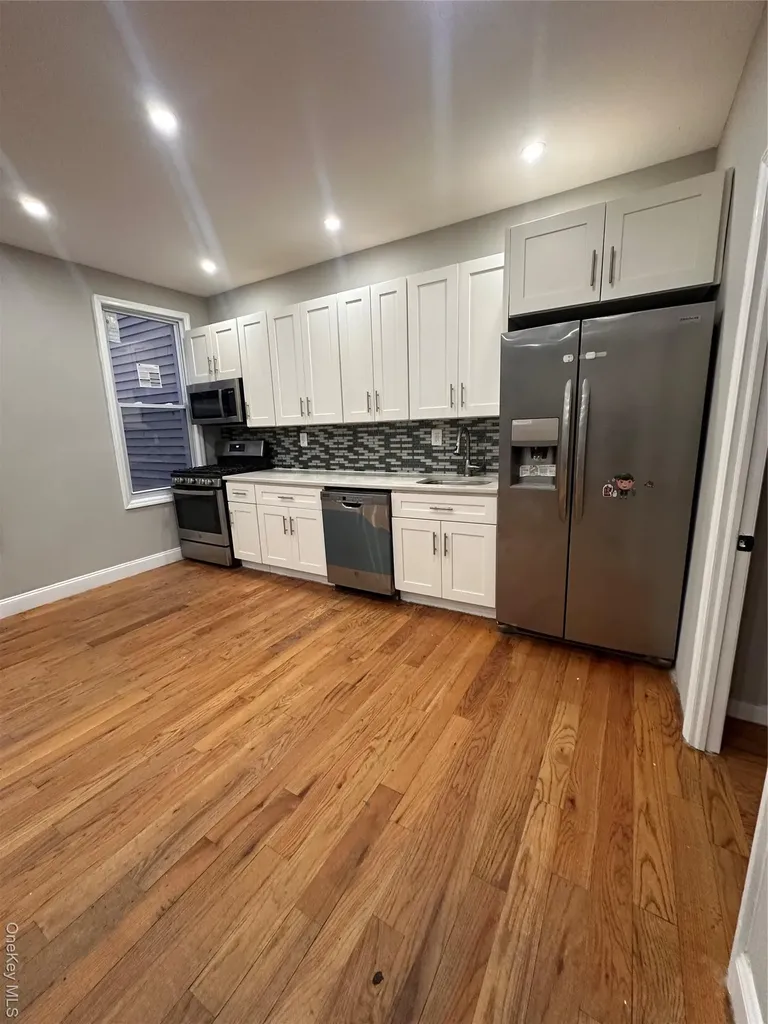6063 54th Street Maspeth NY 11378