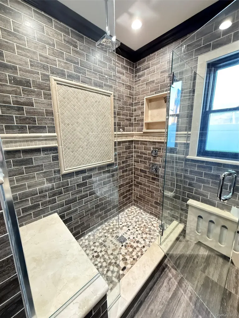 254 Park Avenue Freeport NY 11520
