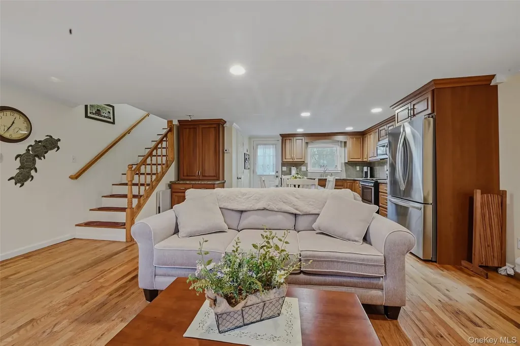 1 3rd Street Wading River NY 11792