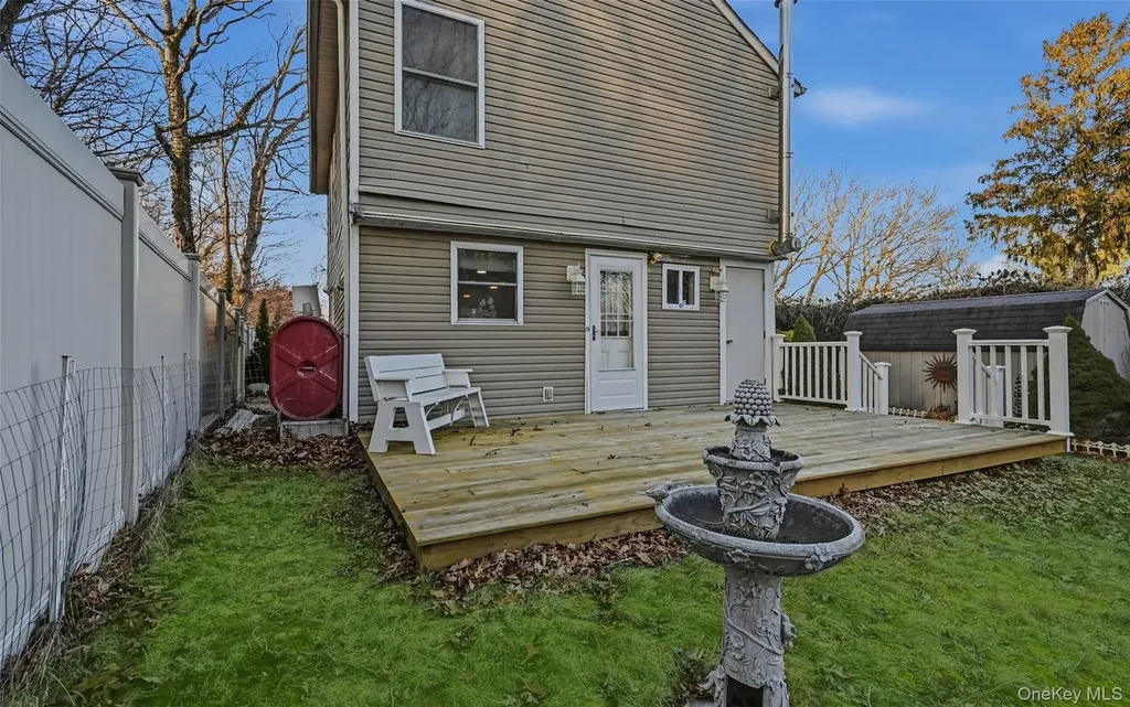 1 3rd Street Wading River NY 11792