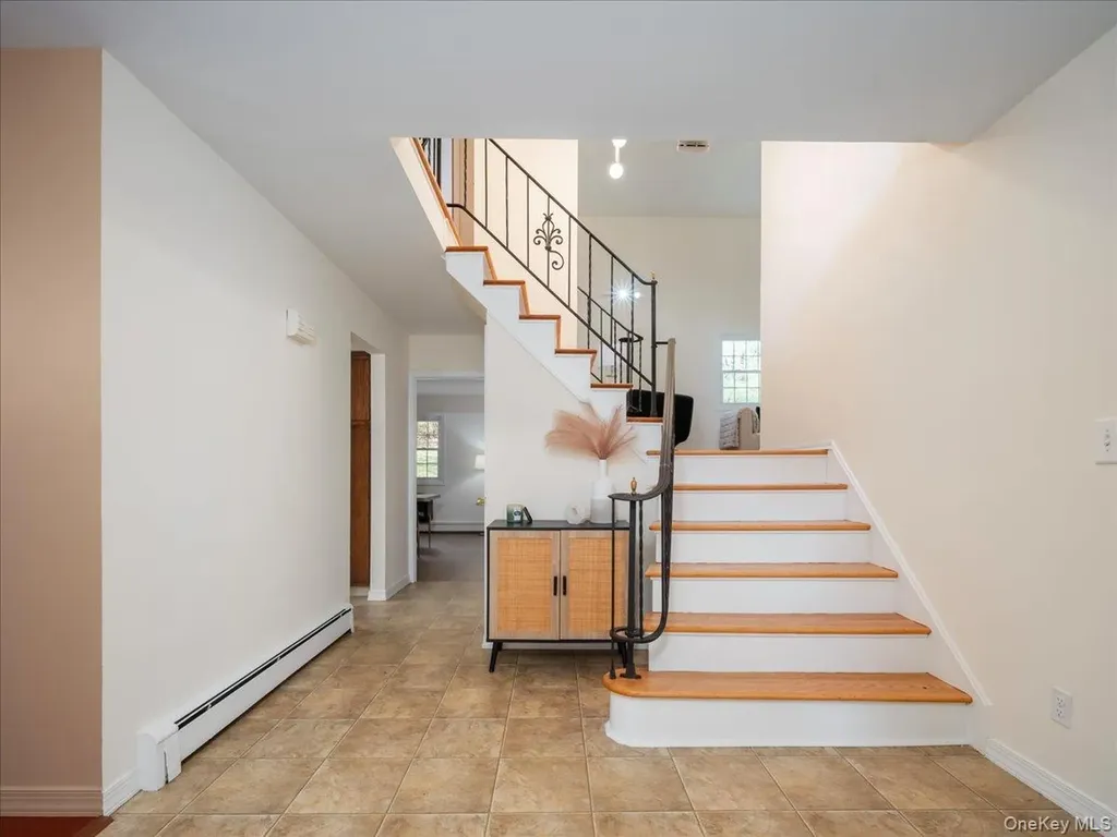 3 Spring Rock Place Spring Valley NY 10977
