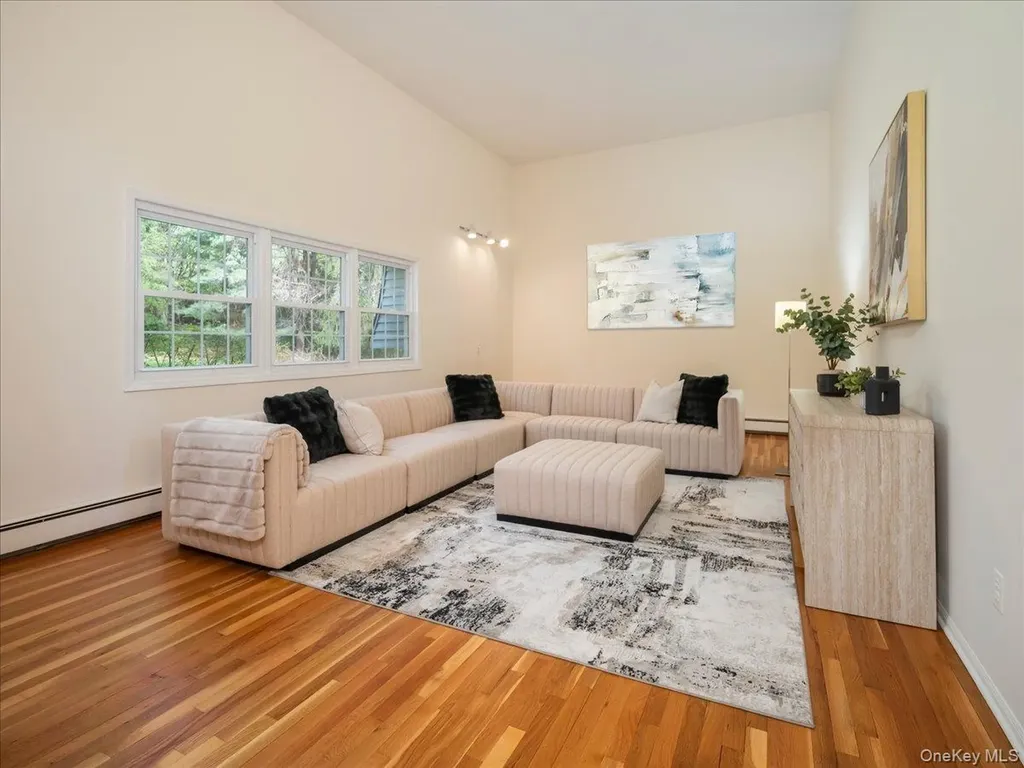 3 Spring Rock Place Spring Valley NY 10977