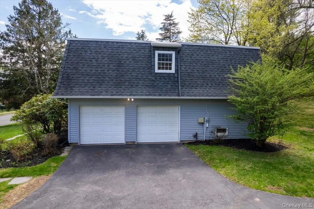 3 Spring Rock Place Spring Valley NY 10977