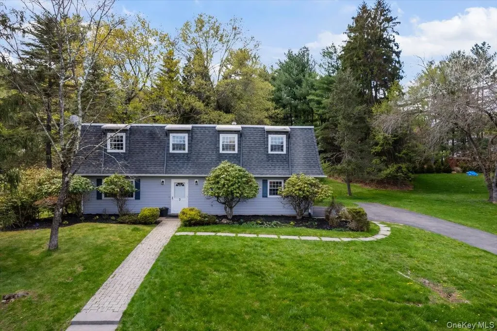 3 Spring Rock Place Spring Valley NY 10977