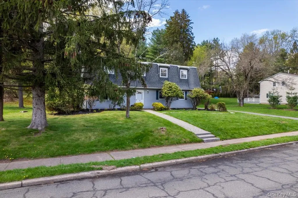 3 Spring Rock Place Spring Valley NY 10977